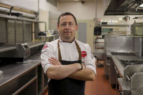 Chef Rob Walker in the 91̽ Kitchen